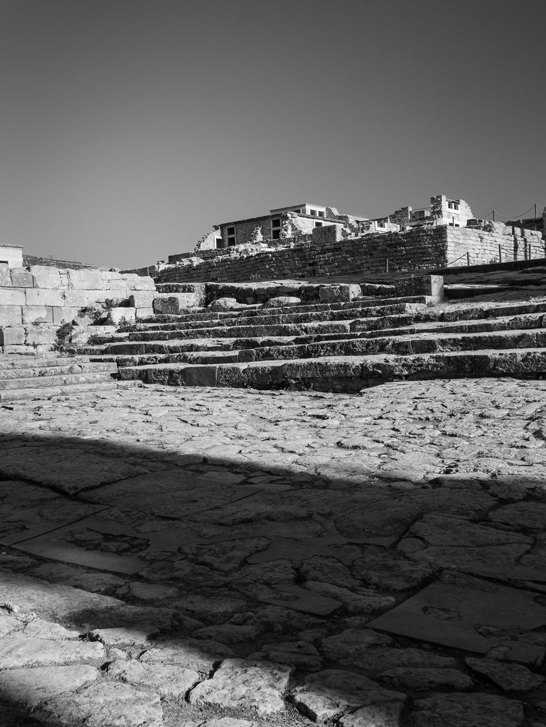 Crete, ruins